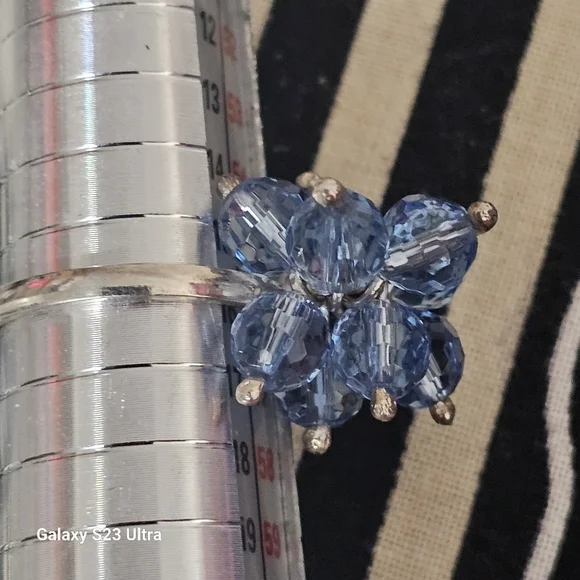 Blue Swarovski Bead Cluster Ring in Silver - Picture 6 of 6